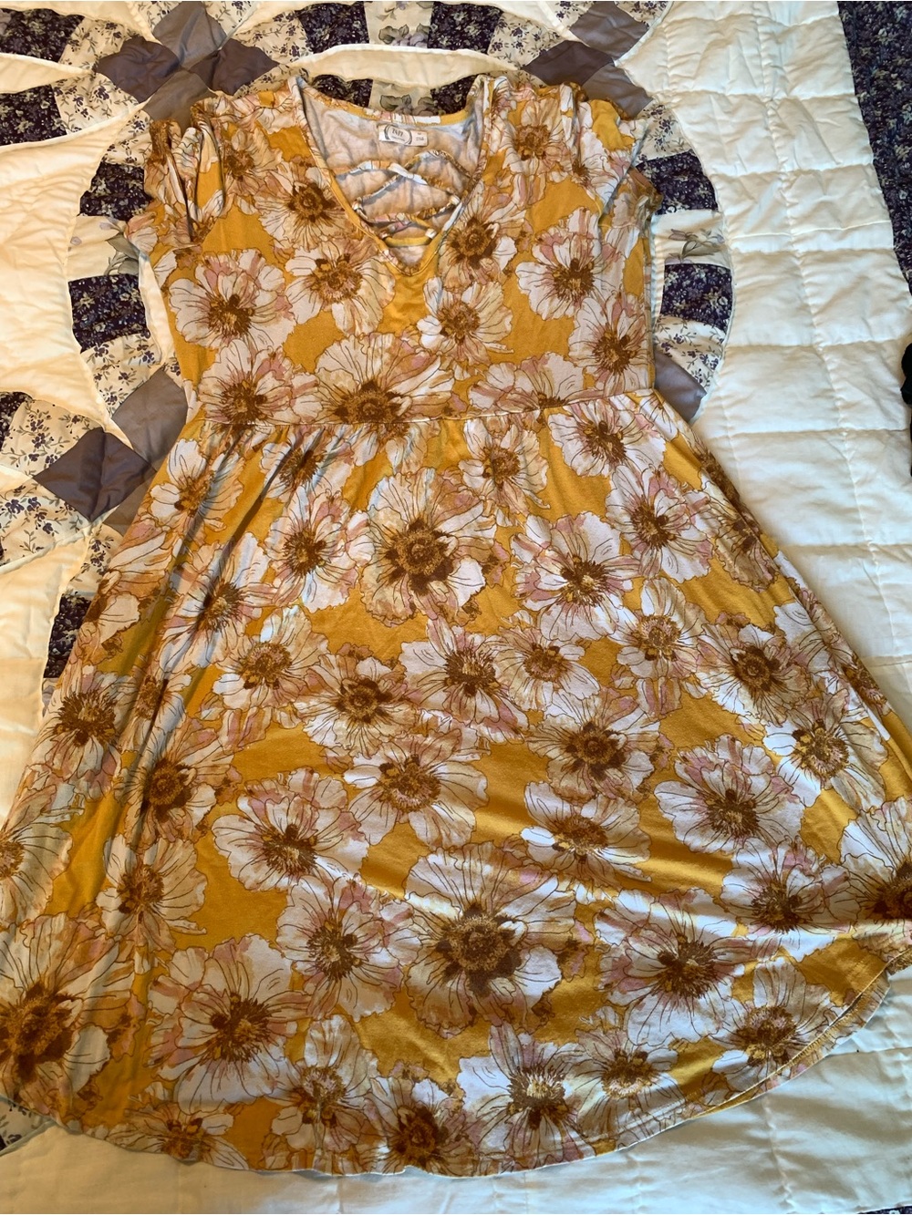 Women's Floral V-Neck Dress